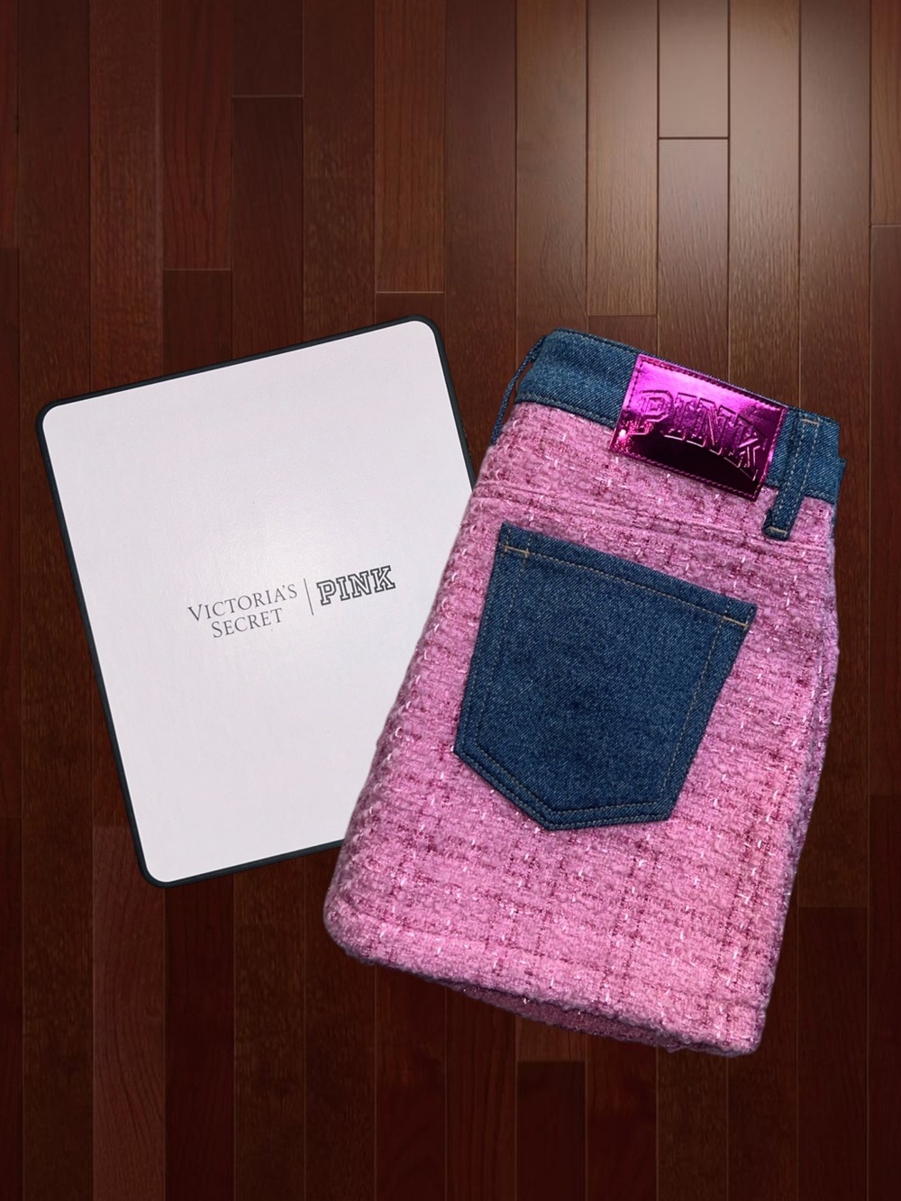 🆕🩷 Elle x PINK Victoria’s Secret Tweed Denim Mini Skirt Size 4 NWT